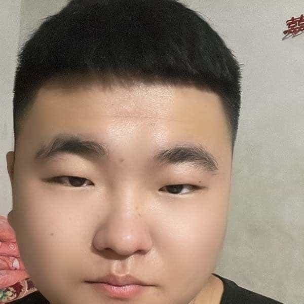 23岁岁河北单身帅哥 - 黑河吉缘网
