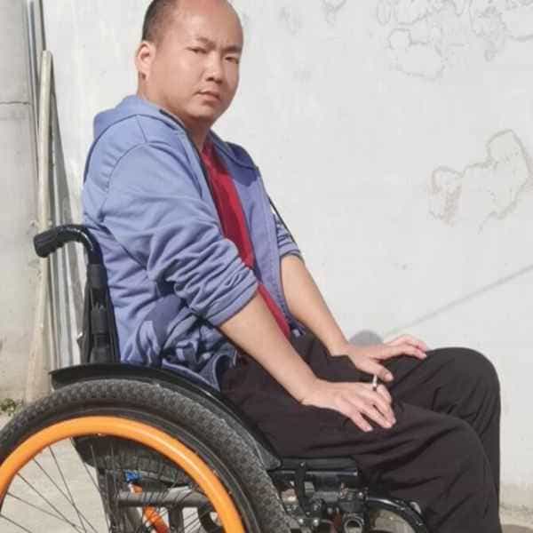 37岁岁陕西单身帅哥 - 黑河吉缘网