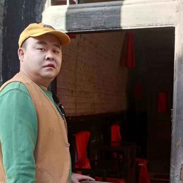 35岁岁陕西单身帅哥 - 黑河吉缘网