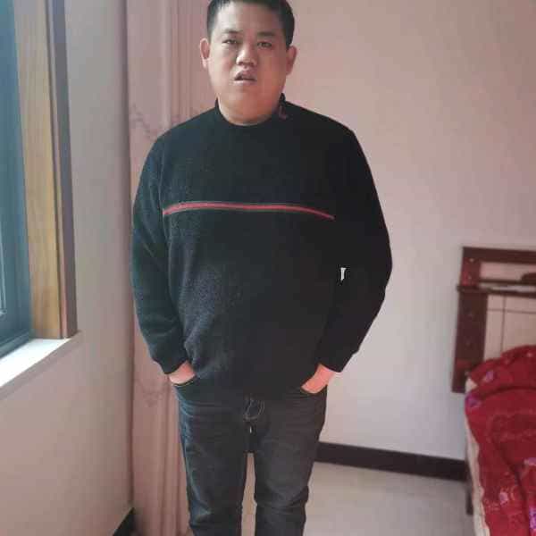 33岁岁重庆单身帅哥 - 黑河吉缘网