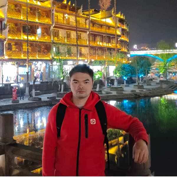 39岁岁广东单身帅哥 - 黑河吉缘网