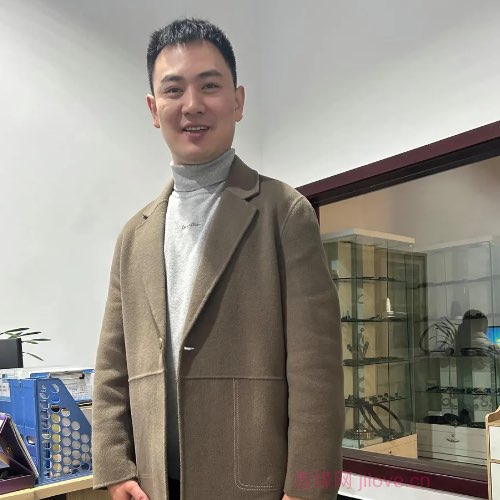 32岁岁四川单身帅哥 - 黑河吉缘网